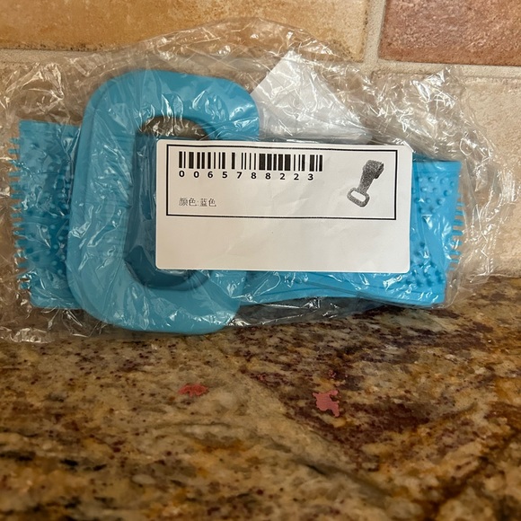 Single Pack Silicone Body Scrubber Bathroom Bathe Back Rub Scrub Brush - Picture 8 of 8